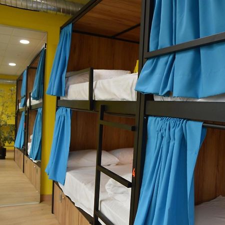 Debod Hostel Madrid Exterior photo